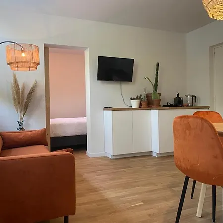 Northgo Apartament *